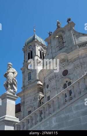 Fassade des historischen Klosters Einsiedeln, Schweiz Stockfoto