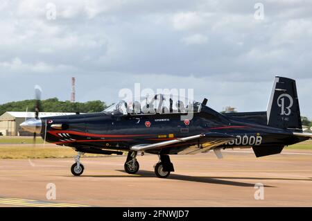 Beechcraft T-6C Texan II beim Royal International Air Tattoo, RIAT, bei RAF Fairford, Großbritannien. Experimentelle Vorserienflugzeuge auf Werbebesuch Stockfoto