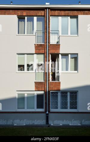 Wohngebäude der Warschauer Wohngenossenschaft, Zoliborz-Bezirk, Warschau, Polen Stockfoto