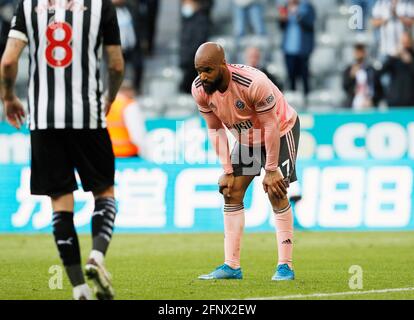 Newcastle, England, 19. Mai 2021. David McGoldrick von Sheffield Utd wurde während des Spiels der Premier League im St. James's Park, Newcastle, niedergeschlagen. Bildnachweis sollte lauten: Darren Staples / Sportimage Credit: Sportimage/Alamy Live News Stockfoto