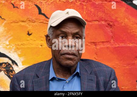 Los Angeles, Kalifornien, USA. Mai 2021. Danny Glover nimmt am 19. Mai 2021 an der Pressekonferenz für den Senator Susan Rubio Senate Bill 805, „Save the Performing Arts Act of 2021“ im CASA 0101 Theatre, Los Angeles, CA Teil.Quelle: Eugene Powers/Alamy Live News Stockfoto