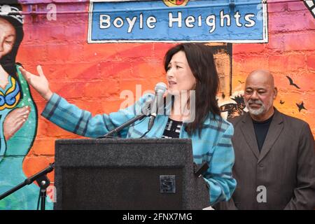 Boyle Heights, Kalifornien, USA. Mai 2021. Michelle Krusiec spricht während des Senators Susan Rubio's Senate Bill 805 (SB 805) ''Save the Performing Arts Act of 2021''' Pressekonferenz. Bild: Billy Bennight/ZUMA Wire/Alamy Live News Stockfoto