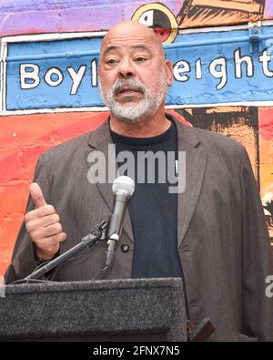 Boyle Heights, Kalifornien, USA. Mai 2021. Ben Guillory spricht während des Senators Susan Rubio's Senate Bill 805 (SB 805) ''Save the Performing Arts Act of 2021''' Pressekonferenz. Bild: Billy Bennight/ZUMA Wire/Alamy Live News Stockfoto