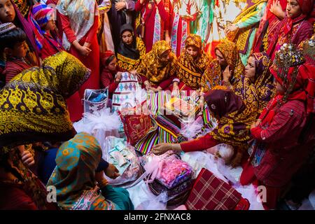 Traditionelle Hochzeit / Iranisch Turkmenen sind ein Zweig der Turkmenen, die hauptsächlich in den nördlichen und nordöstlichen Regionen des Iran leben. Stockfoto