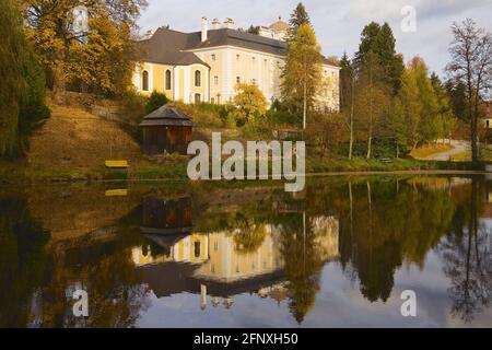 Schloss Rosenau im Teich, Österreich, Niederösterreich, Waldviertel, Schloss Rosenau Stockfoto