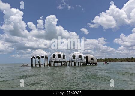 Cape Romano Dome Häuser südlich von Marco Island, in den Tenthousand Islands von Collier County, Florida Stockfoto