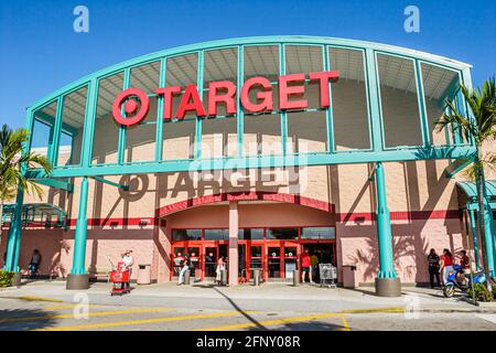 Miami Florida, Aventura Target Discounter Kaufhaus, Eingang vor dem Äußeren Shopping, Stockfoto