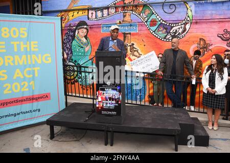 19. Mai 2021: Danny Glover spricht während des Senator Susan Rubio Senats Bill 805 (SB 805) ''Save the Performing Arts Act of 2021''' Pressekonferenz. Bild: Billy Bennight/ZUMA Wire/Alamy Live News Stockfoto