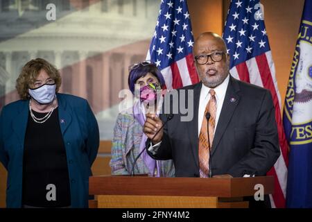 Die US-Vertreterin Bennie Thompson (Demokrat von Mississippi) hält am Mittwoch, den 19. Mai, auf einer Pressekonferenz zur Kommission für den 6. Januar und zum Notstandsschutz im US-Kapitol in Washington, DC, USA, 2021. Foto von Rod Lampey/CNP/ABACAPRESS.COM Stockfoto