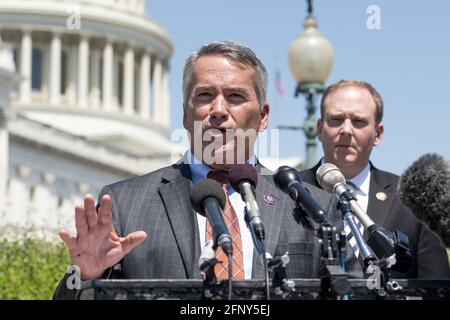 Der Vertreter der Vereinigten Staaten, Jody HICE (Republikaner von Georgien), hält während einer Pressekonferenz vor dem US-Kapitol in Washington, DC, USA, am Mittwoch, den 19. Mai, eine Rede über den aktuellen Konflikt zwischen Israel und der Hamas. 2021. Foto von Rod Lampey/CNP/ABACAPRESS.COM Stockfoto