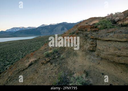 Black Point ist ein Ort, an dem Sie Slot Canyons in der Nähe von Mono Lake in Mono County, CA, USA, finden können. Stockfoto