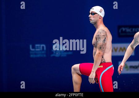 Budapest, Ungarn. Mai 2021. BUDAPEST, UNGARN - 20. MAI: Ivan Lendjer aus Serbien tritt beim Men 50m Butterfly Preliminary während der LEN European Aquatics Championships Schwimmen in der Duna Arena am 20. Mai 2021 in Budapest, Ungarn an (Foto von Marcel ter Bals/Orange Picics) Credit: Orange Pics BV/Alamy Live News Stockfoto