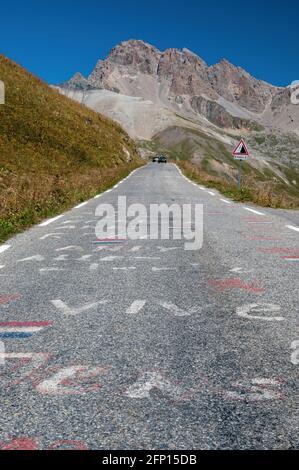 Landschaftlich reizvolle Straße D1091, Col du Lautaret, Hautes-Alpes (05), Region Provence-Alpes-Cote d'Azur; Frankreich Stockfoto