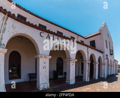 Das historische Eisenbahndepot im Stil der spanischen Mission in Caliente, Nevada, USA Stockfoto