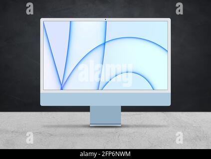 Antalya, Türkei - 20. Mai 2021: Frostansichten des neuen Modells Apple iMac M1 aus dem Jahr 2021 blau. Stockfoto