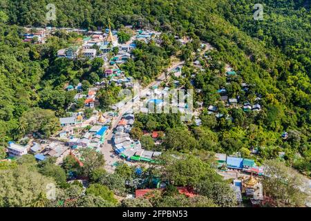 Kleines Dorf in der Nähe des Mt Popa, Myanmar Stockfoto