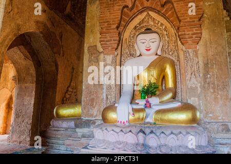 Buddha-Statue im Shwe Leik Too Tempel in Bagan, Myanmar Stockfoto