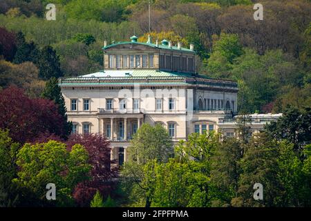 Villa Hügel, Sitz der Industriefamilie Krupp, jetzt Alfried Krupp von Bohlen und Halbach Stiftung, Museum, Hügelpark, Essen, NRW, Deutschland Stockfoto