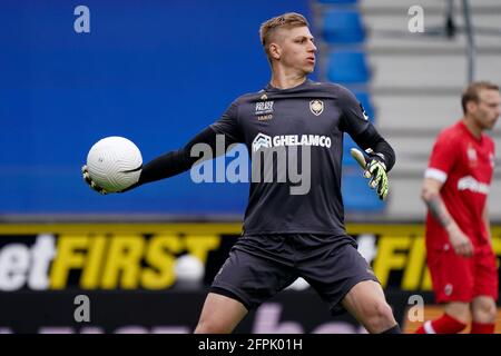 GENK, BELGIEN - 20. MAI: Torwart Jean Butez vom Royal Antwerp FC während des Spiels der Belgium Pro League zwischen KRC Genk und dem Royal Antwerp FC in der Luminus Arena am 20. Mai 2021 in Genk, Belgien (Foto: Jeroen Meuwsen/Orange Picts) Stockfoto