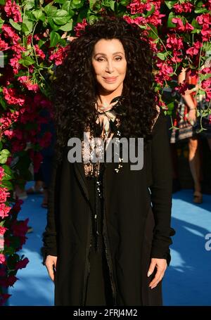 Datei Foto vom 16/07/21 von Cher bei der Premiere von Mamma Mia! Here We Go Again fand im Eventim Hammersmith Apollo, London, statt. Musical The Cher Show wird am 15 2022. April im Leicester Curve eröffnet und durch Großbritannien und Irland Touren. Ausgabedatum: Freitag, 21. Mai 2021. Stockfoto