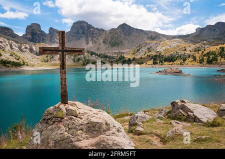 Im Sommer am See Allos vorbei, Alpes-de-Haute-Provence (04), Nationalpark Mercantour, Frankreich Stockfoto