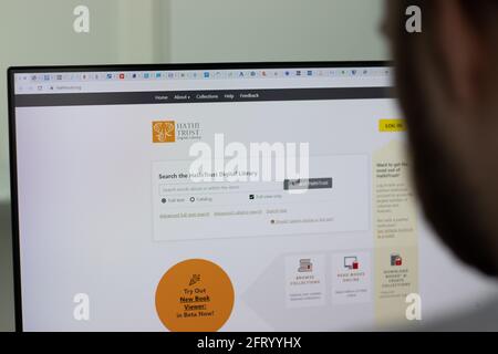 New York, USA - 1. Mai 2021: Website des Unternehmens HathiTrust auf dem Bildschirm, illustrative redaktionelle Darstellung Stockfoto