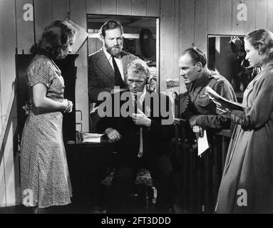 GABRIELLE STUMPF JAMES ROBERTSON GERECHTIGKEIT GORDON JACKSON BRUCE SETON UND JOAN GREENWOOD IN WHISKY IN HÜLLE UND FÜLLE ! 1949 Regisseur ALEXANDER MACKENDRICK Roman Compton Mackenzie und Angus MacPhail Produzent Michael Balcon an Ealing Studios Production / General Film Distributors (GFD) Stockfoto