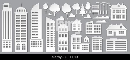 Stadtgebäude mit Papierschnitt. Origami Wolkenkratzer, Stadthäuser, Dorfhäuser und Parkbäume Silhouetten. Vektorsatz für Elemente der Stadtlandschaft Stock Vektor