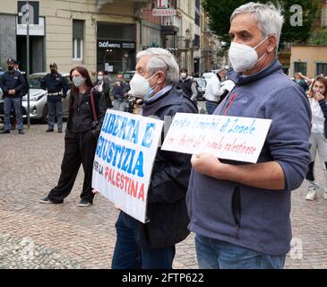 LECCO STADT - ITALIEN - 21 MAI 2021:viele Menschen in Square nahm an einer Kundgebung zur Unterstützung des palästinensischen Volkes Teil Stockfoto