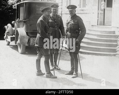 Erster Weltkrieg, erster Weltkrieg, Westfront - König George V mit Sir Douglas Haig, Frankreich Stockfoto