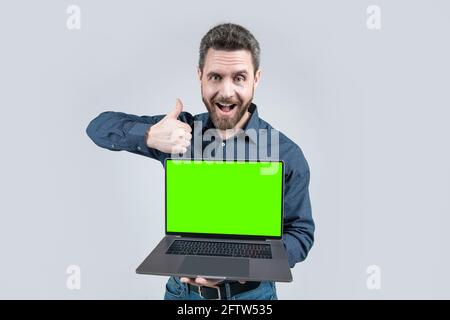 Webinar pc-Werbung. Geschäftsmann präsentiert Produkt. Erfolg. Präsentation am Computer. Stockfoto