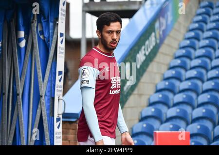 BURNLEY, GROSSBRITANNIEN. 15. MAI Dwight McNeil von Burnley vor dem Premier League-Spiel zwischen Burnley und Leeds United in Turf Moor, Burnley am Samstag, 15. Mai 2021. (Kredit: Pat Scaasi, Mi News) Kredit: MI Nachrichten & Sport /Alamy Live Nachrichten Stockfoto