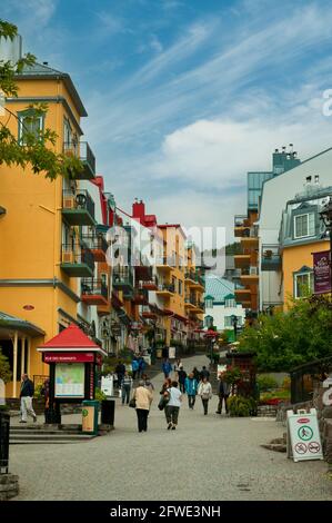 Main Street, Mont Tremblant Village, Quebec, Kanada Stockfoto