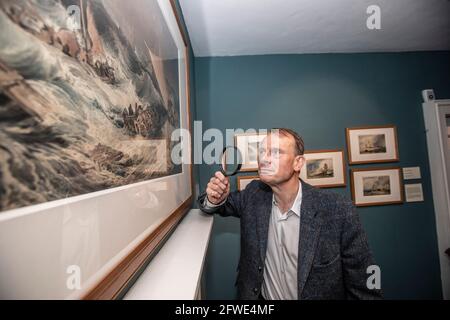 Andrew Marr eröffnet bahnbrechende Ausstellung im Haus von J W M Turner, Sandycoombe Road, St Margarets, Twickenham, England, VEREINIGTES KÖNIGREICH Stockfoto