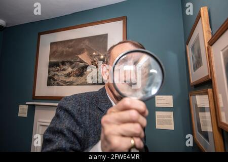 Andrew Marr eröffnet bahnbrechende Ausstellung im Haus von J W M Turner, Sandycoombe Road, St Margarets, Twickenham, England, VEREINIGTES KÖNIGREICH Stockfoto