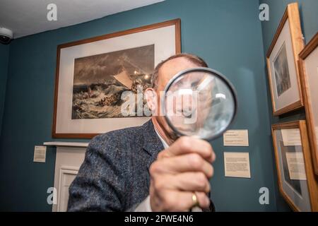 Andrew Marr eröffnet bahnbrechende Ausstellung im Haus von J W M Turner, Sandycoombe Road, St Margarets, Twickenham, England, VEREINIGTES KÖNIGREICH Stockfoto