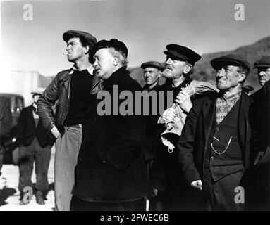 JOHN GREGSON MORLAND GRAHAM UND WYLIE WATSON IN WHISKY IN HÜLLE UND FÜLLE! 1949 Regisseur ALEXANDER MACKENDRICK Roman Compton Mackenzie Drehbuch Compton Mackenzie und Angus MacPhail Produzent Michael Balcon an Ealing Studios Production / General Film Distributors (GFD) Stockfoto