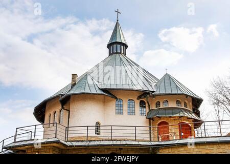 Die Kirche der Himmelfahrt Jesu Christi in Smugawa, Polen. Stockfoto