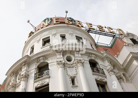 Das Hotel Negresco ist ein Hotel und Standort des Restaurants Le Chantecler, an der Promenade des Anglais in der Stadt Nizza, Frankreich. Stockfoto