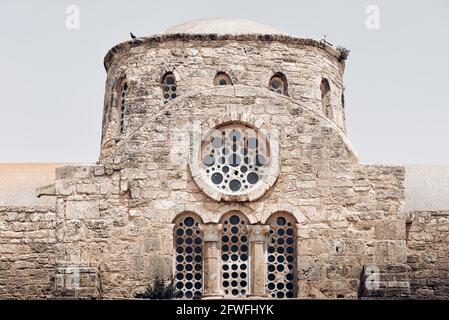 Kirche von Apostel Barnabas mit Rosettenfenster, Zypern Stockfoto