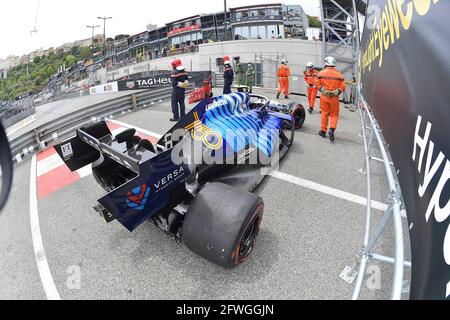 22. Mai 2021, Rennstrecke von Monaco, Monte Carlo, FORMEL 1 GRAND PRIX DE MONACO 2021, 20. - 23. Mai 2021, auf dem Bild Nichola Latifis (CAN # 6), Williams Racing's kaputtes Auto. Stockfoto