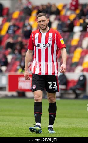 Brentford, Großbritannien. Mai 2021. Brentford Henrik Dalsgaard während des Sky Bet Play-Off Semi-Final 2nd Leg Championship Matches zwischen Brentford und Bournemouth am 22. Mai 2021 im Brentford Community Stadium, Brentford, England. Foto von Andrew Aleksiejczuk/Prime Media Images. Quelle: Prime Media Images/Alamy Live News Stockfoto