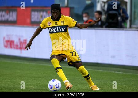 GENUA, ITALIEN - 22. MAI: Gervinho von Parma Calcio während des Serie A-Spiels zwischen UC Sampdoria und Parma Calcio im Stadio Luigi Ferraris am 22. Mai 2021 in Genua, Italien (Foto: Ciro Santangelo/Orange Picturs) Stockfoto