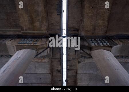 Unter der Autobahnüberführung M8, Glasgow Stockfoto