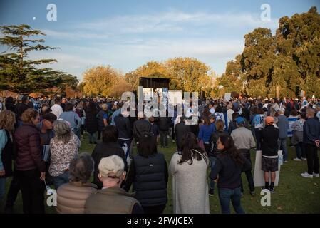 Melbourne, Australien. Mai 2021. Pro-Israel-Anhänger versammeln sich im Caulfield Park nach den jüngsten Pro-Palästina-Rallies, um ihre Unterstützung für ihre Heimat zu zeigen. Quelle: Jay Kogler/Alamy Live News Stockfoto