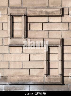 Großer Buchstabe S, bestehend aus leichtem Klinker Stockfoto