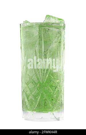 Hausgemachte grüne Zitruslimonade im Glas mit Eisfelsen Stockfoto