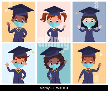 Glücklich graduierte Kinder tragen medizinische Masken, akademische Kleid und Kappe. Stock Vektor