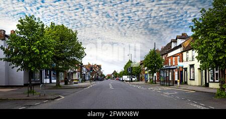 Royal Wootton Bassett High Street am frühen Morgen Stockfoto