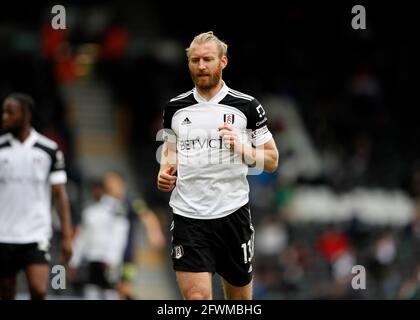 Craven Cottage, London, Großbritannien. Mai 2021. English Premier League Football, Fulham versus Newcastle United; Tim Ream of Fulham Credit: Action Plus Sports/Alamy Live News Stockfoto